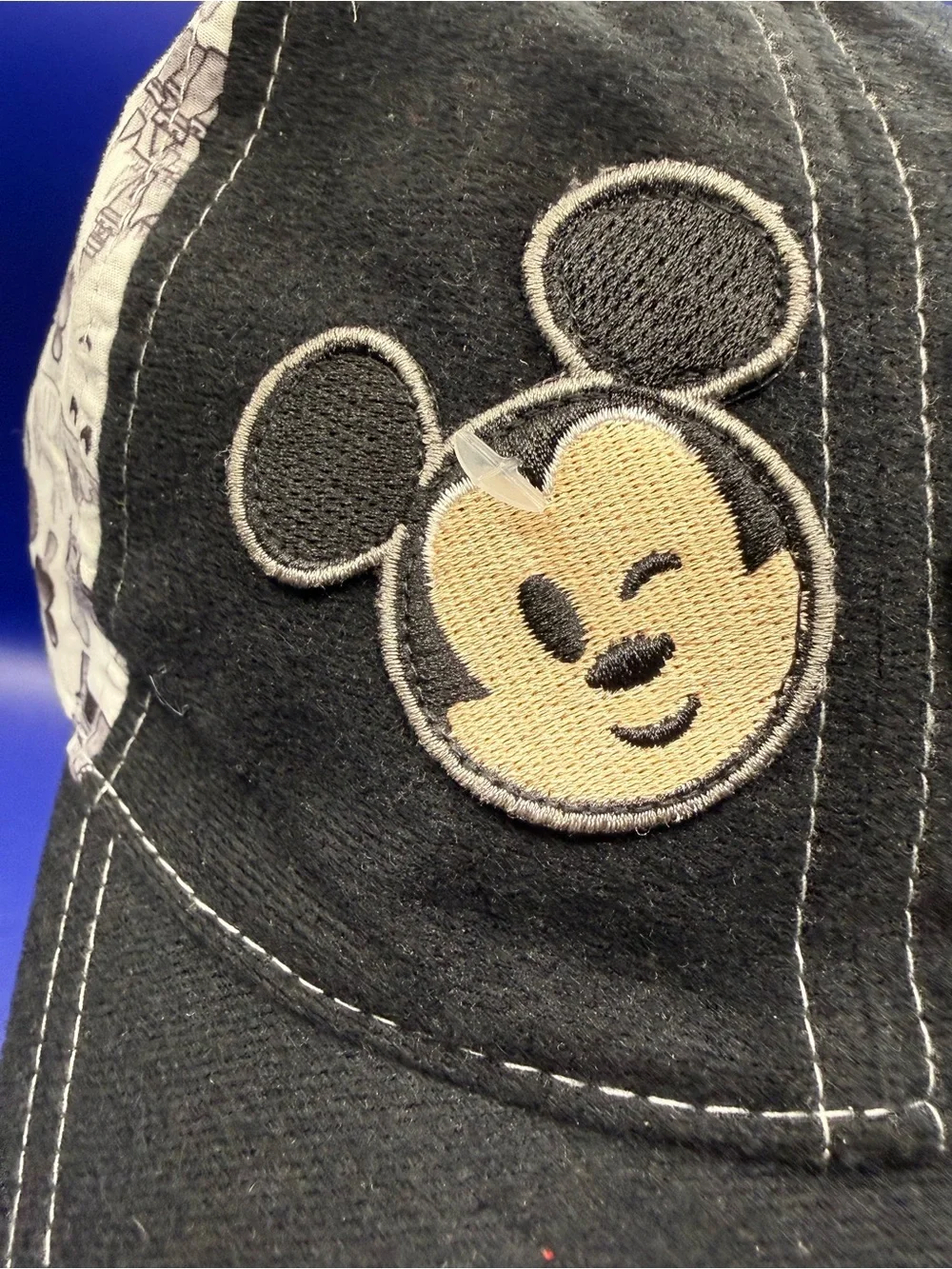 Disney Parks Emoji Baseball Cap NWT 7 Patches Mickey Minnie Stitch Pluto